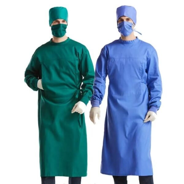 Blouse chirurgicale avec Calot ou charlotte, Masque chirurgical et Masque chirurgical